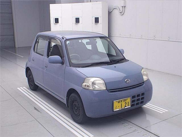 DAIHATSU ESSE