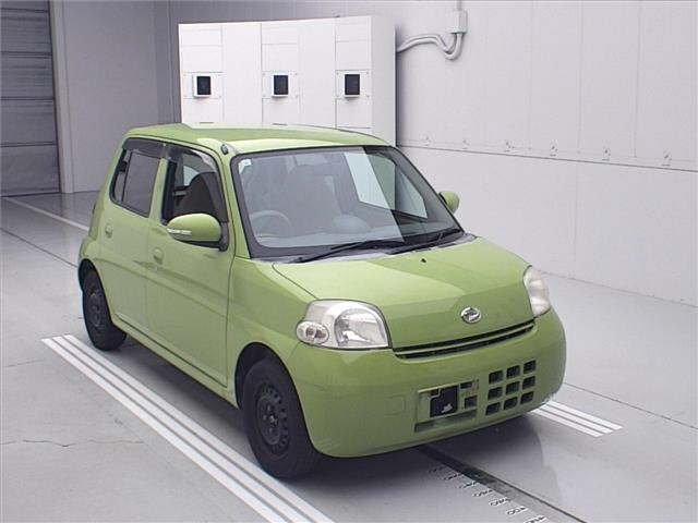 DAIHATSU ESSE