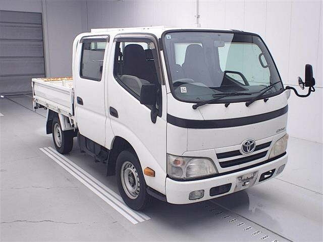 TOYOTA DYNA