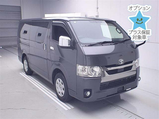 TOYOTA REGIUS ACE VAN