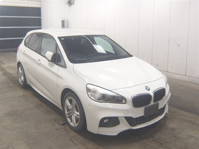 BMW 2 SERIES