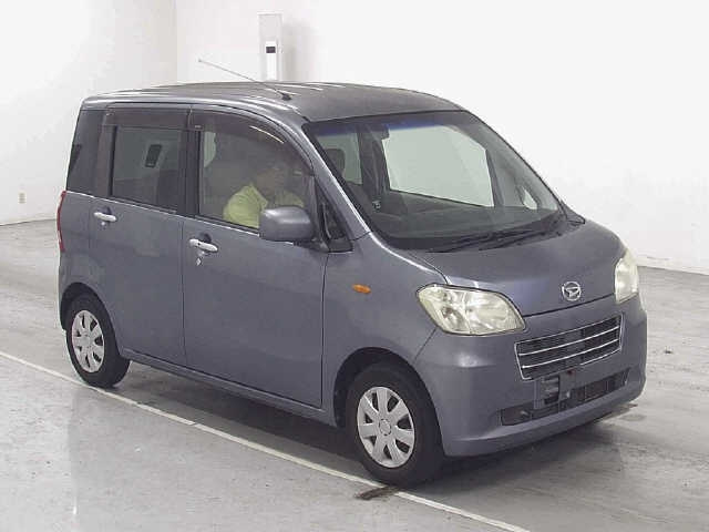 DAIHATSU TANTO EXE