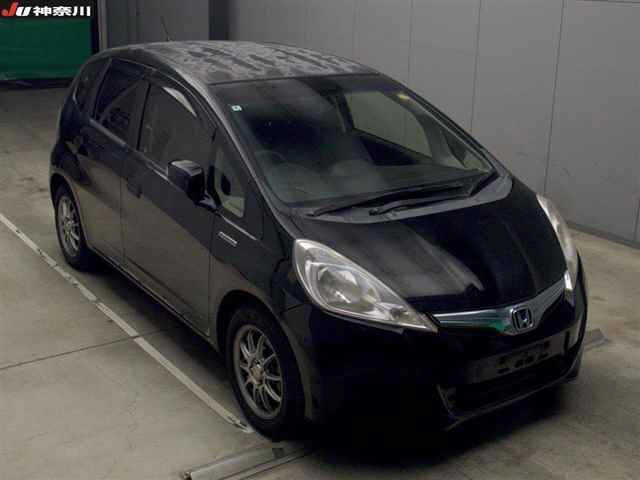 HONDA FIT — фото