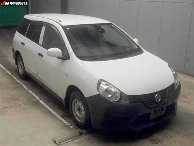 NISSAN AD
