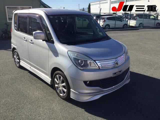 MITSUBISHI DELICA D2