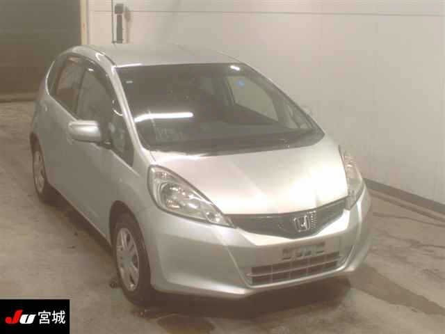 HONDA FIT — фото