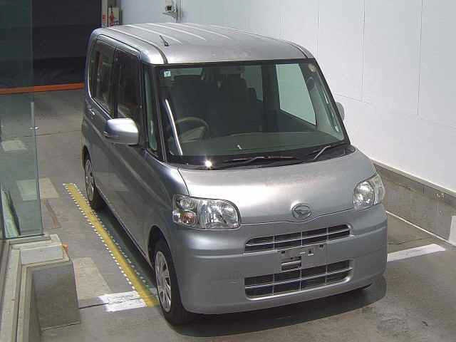 DAIHATSU TANTO — фото