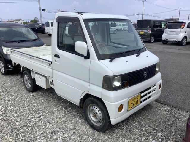 NISSAN CLIPPER — фото
