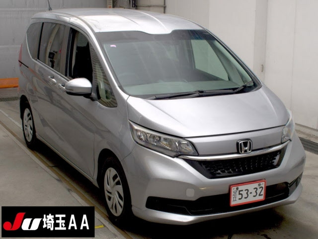 HONDA FREED — фото
