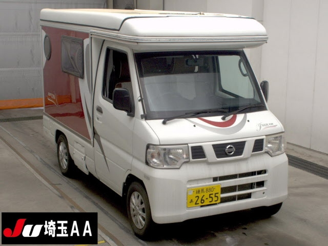 NISSAN CLIPPER — фото