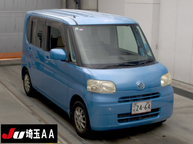 DAIHATSU TANTO — фото
