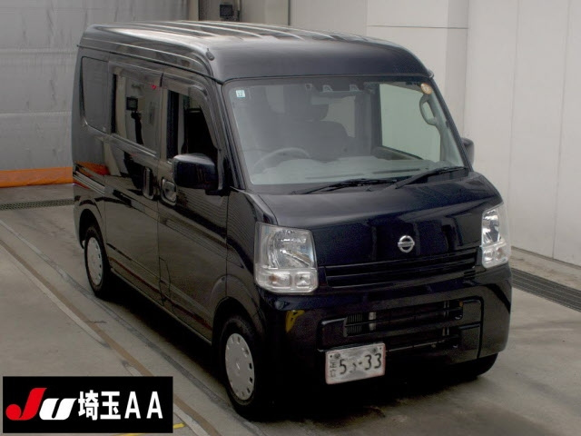 NISSAN CLIPPER VAN
