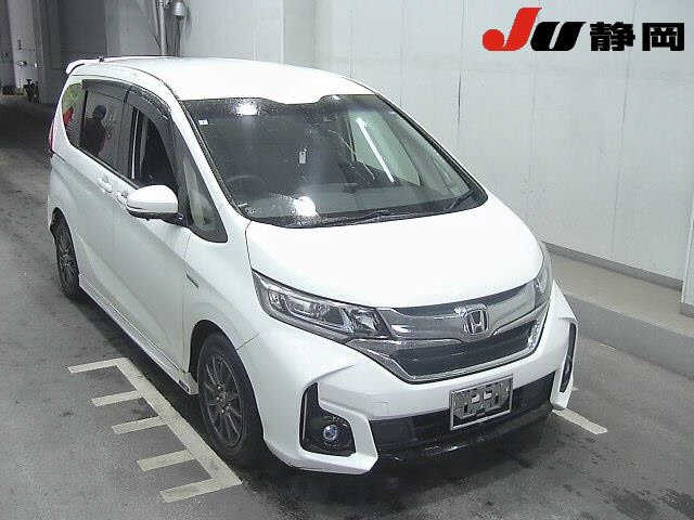 HONDA FREED — фото
