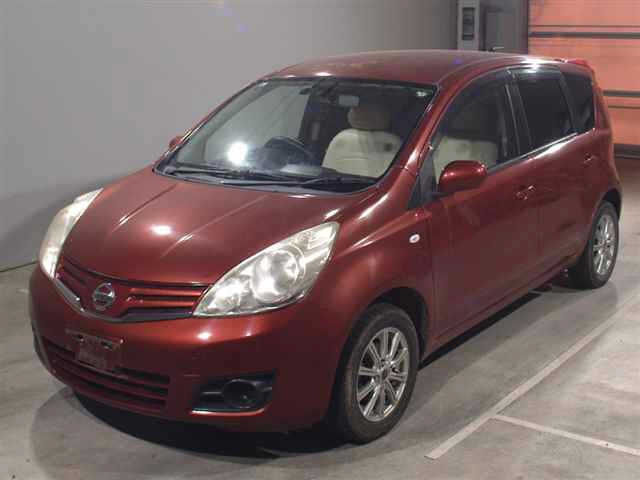 NISSAN NOTE — фото