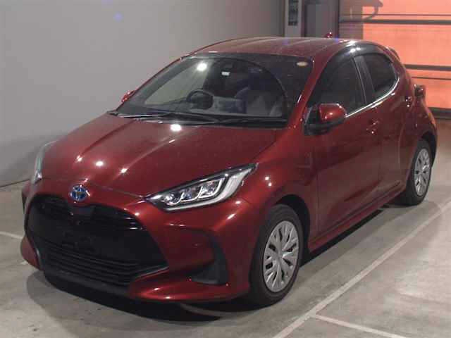 TOYOTA YARIS — фото