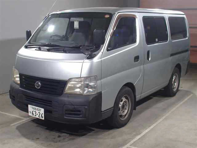 NISSAN CARAVAN — фото