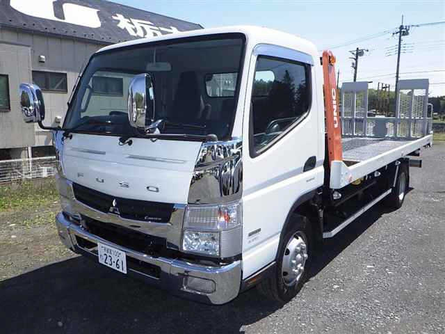 MITSUBISHI CANTER — фото