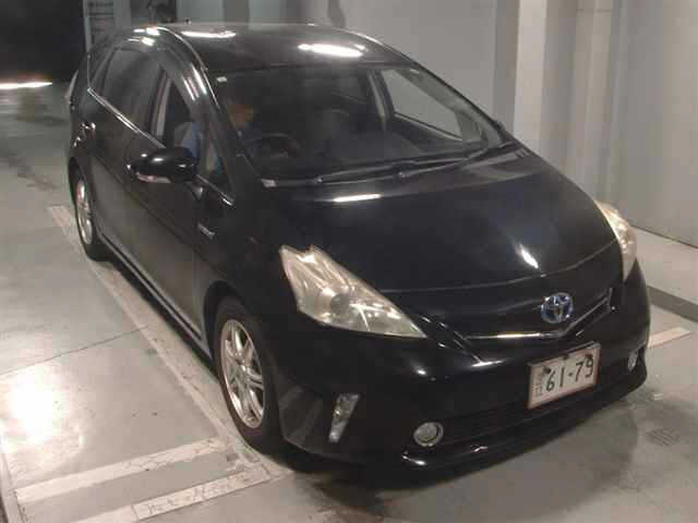 TOYOTA PRIUS — фото