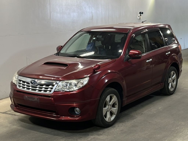 SUBARU FORESTER — фото
