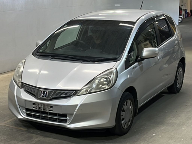HONDA FIT — фото