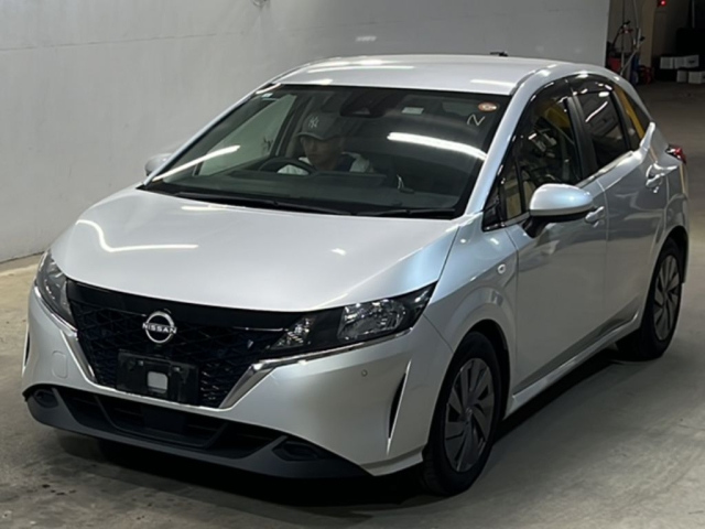 NISSAN NOTE — фото