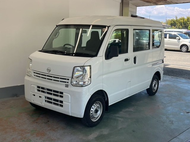 NISSAN CLIPPER VAN