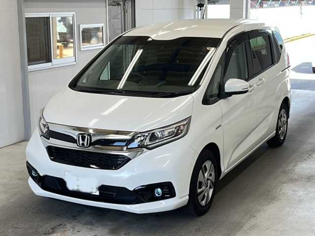 HONDA FREED — фото