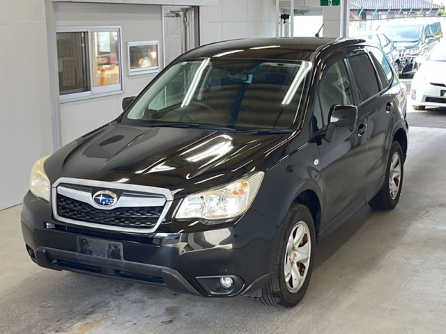 SUBARU FORESTER — фото