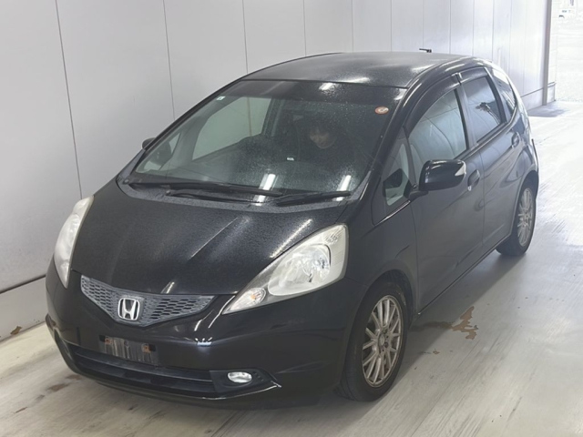 HONDA FIT — фото