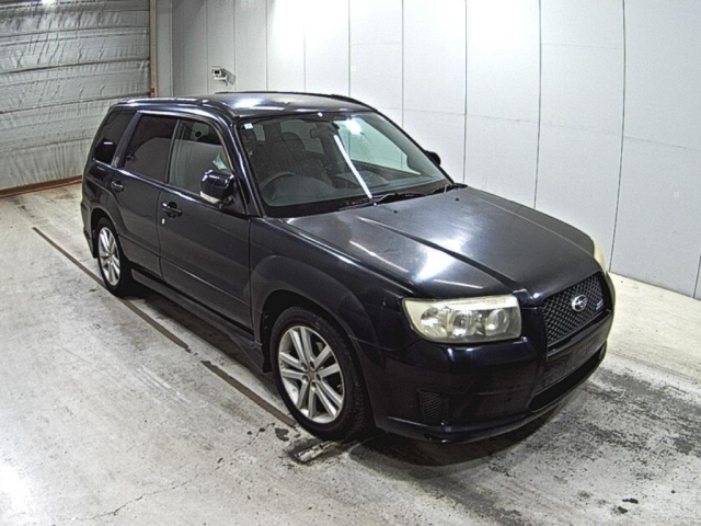 SUBARU FORESTER — фото