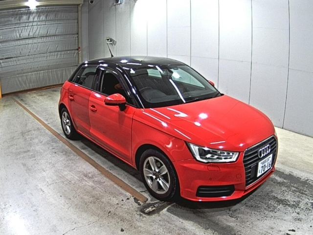 AUDI A1 — фото