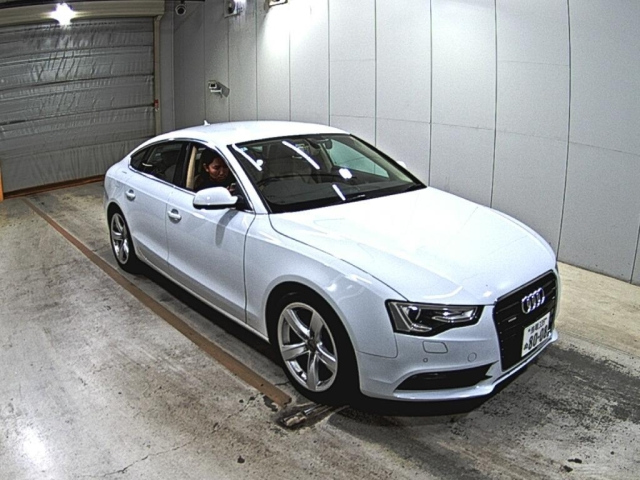 AUDI A5 — фото