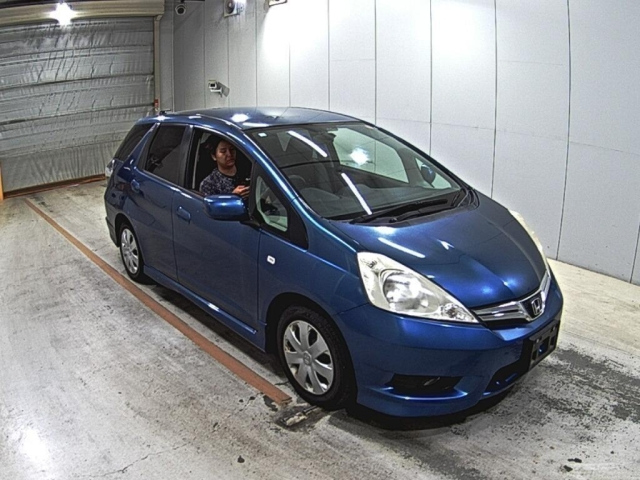 HONDA FIT — фото