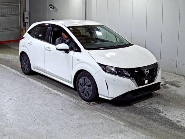 NISSAN NOTE — фото