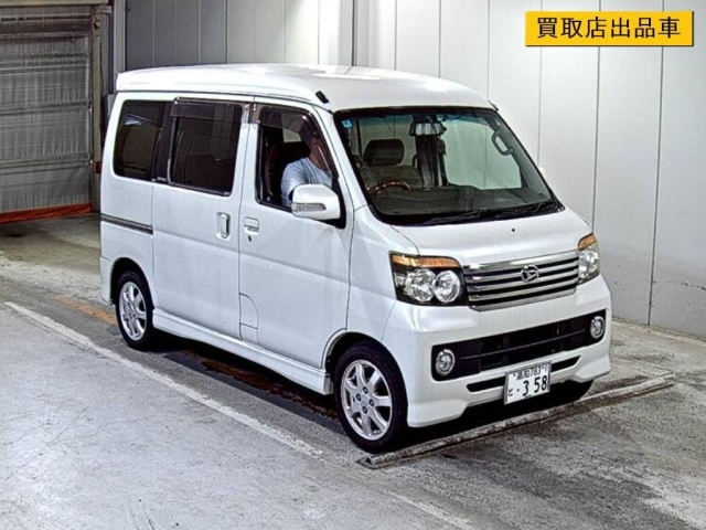 DAIHATSU ATRAI — фото