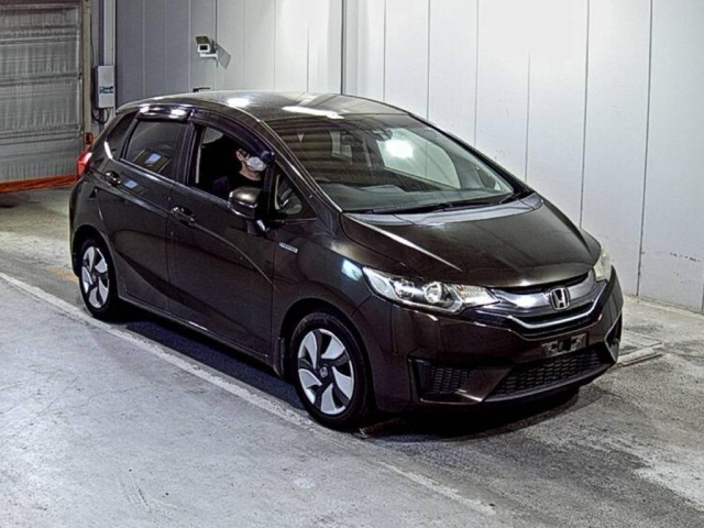 HONDA FIT — фото