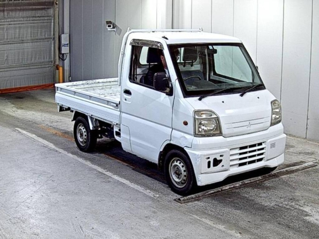 MITSUBISHI MINICAB TRUCK