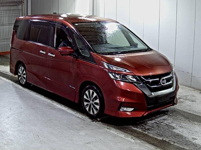 NISSAN SERENA