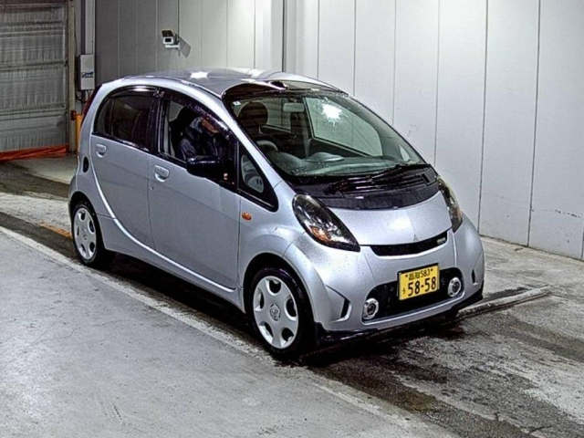 MITSUBISHI I