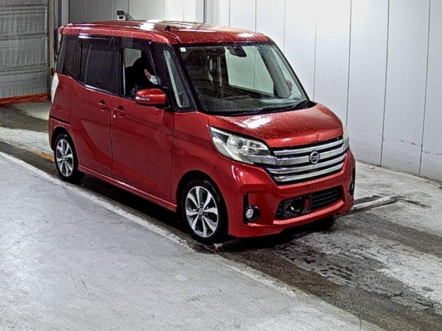 NISSAN DAYZ ROOX