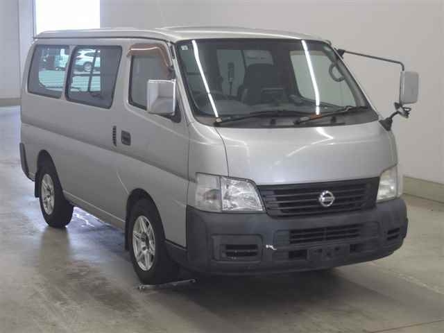 NISSAN CARAVAN — фото