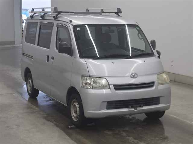 TOYOTA LITE ACE VAN