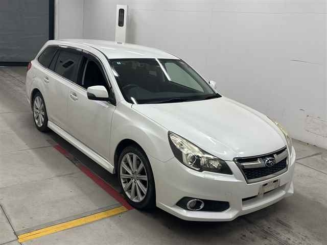 SUBARU LEGACY — фото