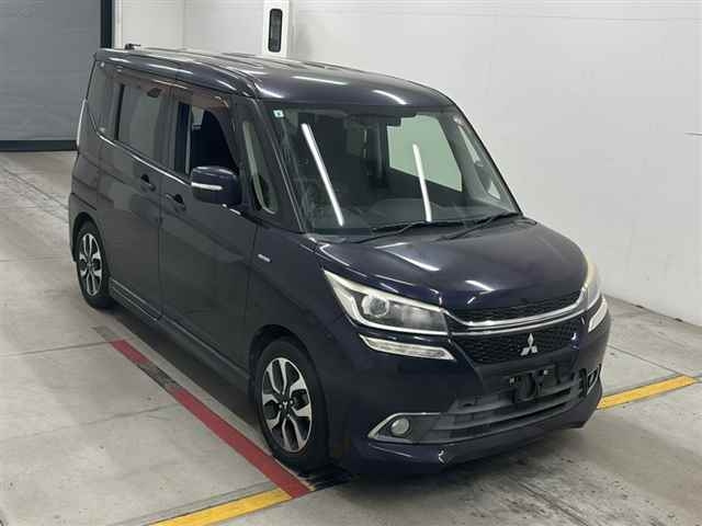 MITSUBISHI DELICA D2