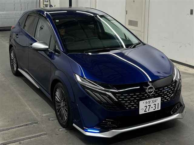 NISSAN AURA — фото
