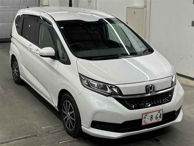 HONDA FREED — фото