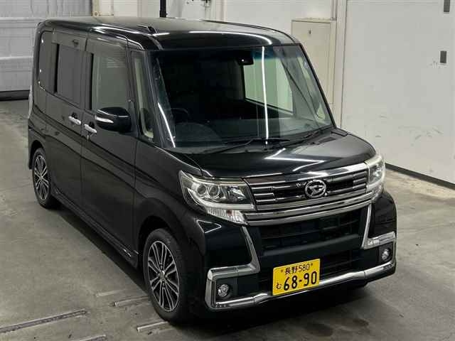 DAIHATSU TANTO — фото
