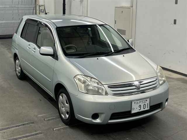 TOYOTA RAUM