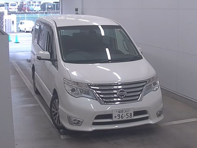 NISSAN SERENA