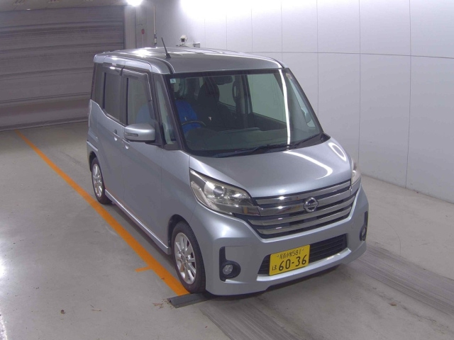 NISSAN DAYZ ROOX